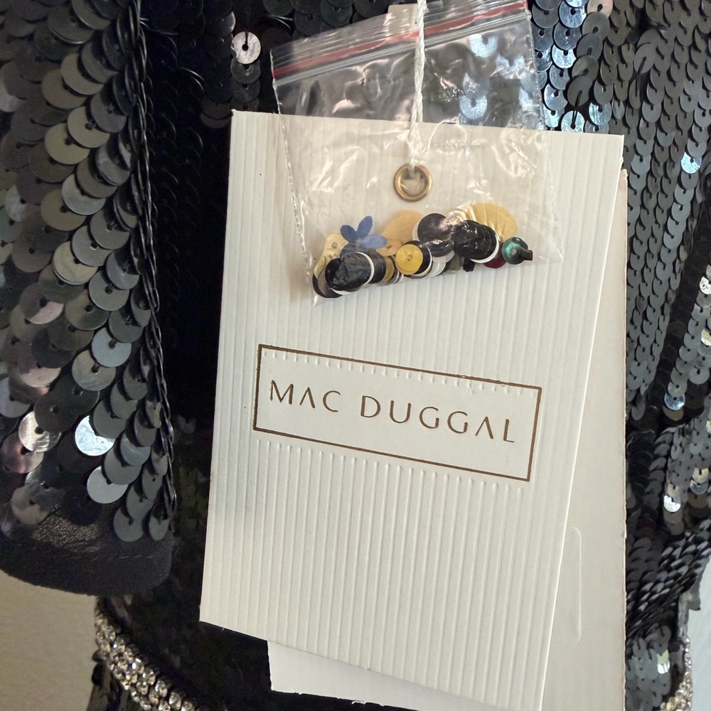 Mac Duggal Black Floral Sequin Flutter Sleeve Aline Wrap Cocktail Dress - Picture 7 of 7